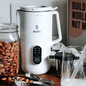 Nutr White Nut Milk Maker Blender